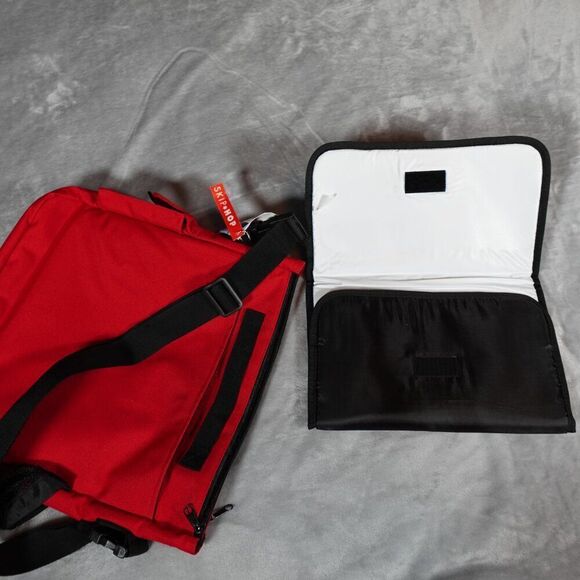 Vintage Skip Hop Diaper Bag Over The Shoulder w/ Changing Pad Red 2004 - Picture 5 of 10